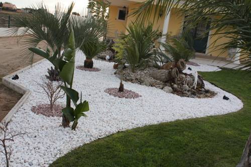 decoration exterieur avec galets