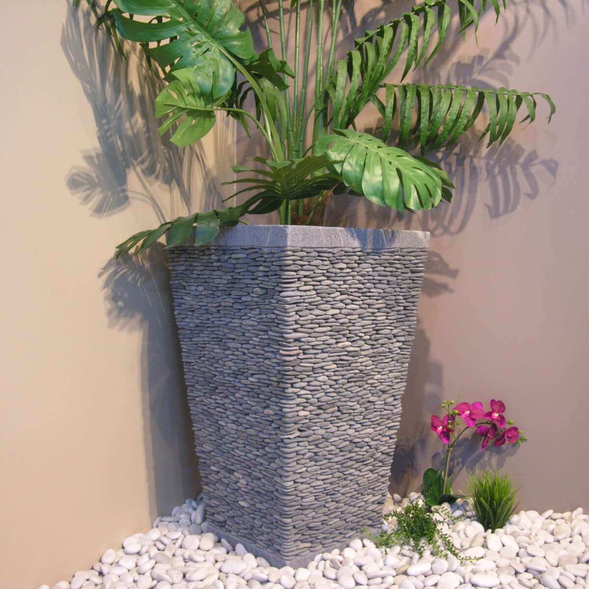 decoration exterieur de jardin jardinieres et pots